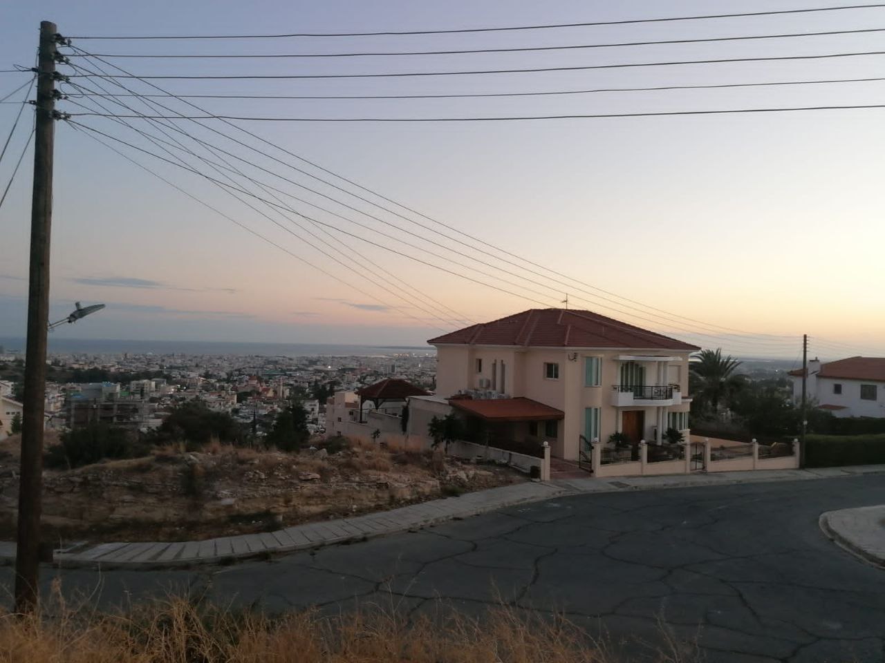  - Image 1