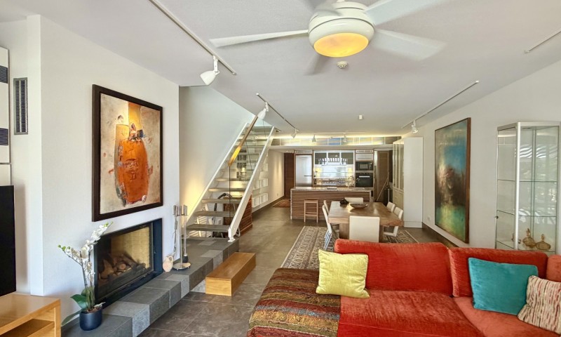  - Image 1