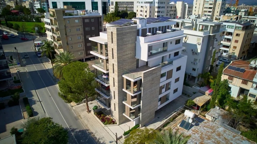 - Image 1