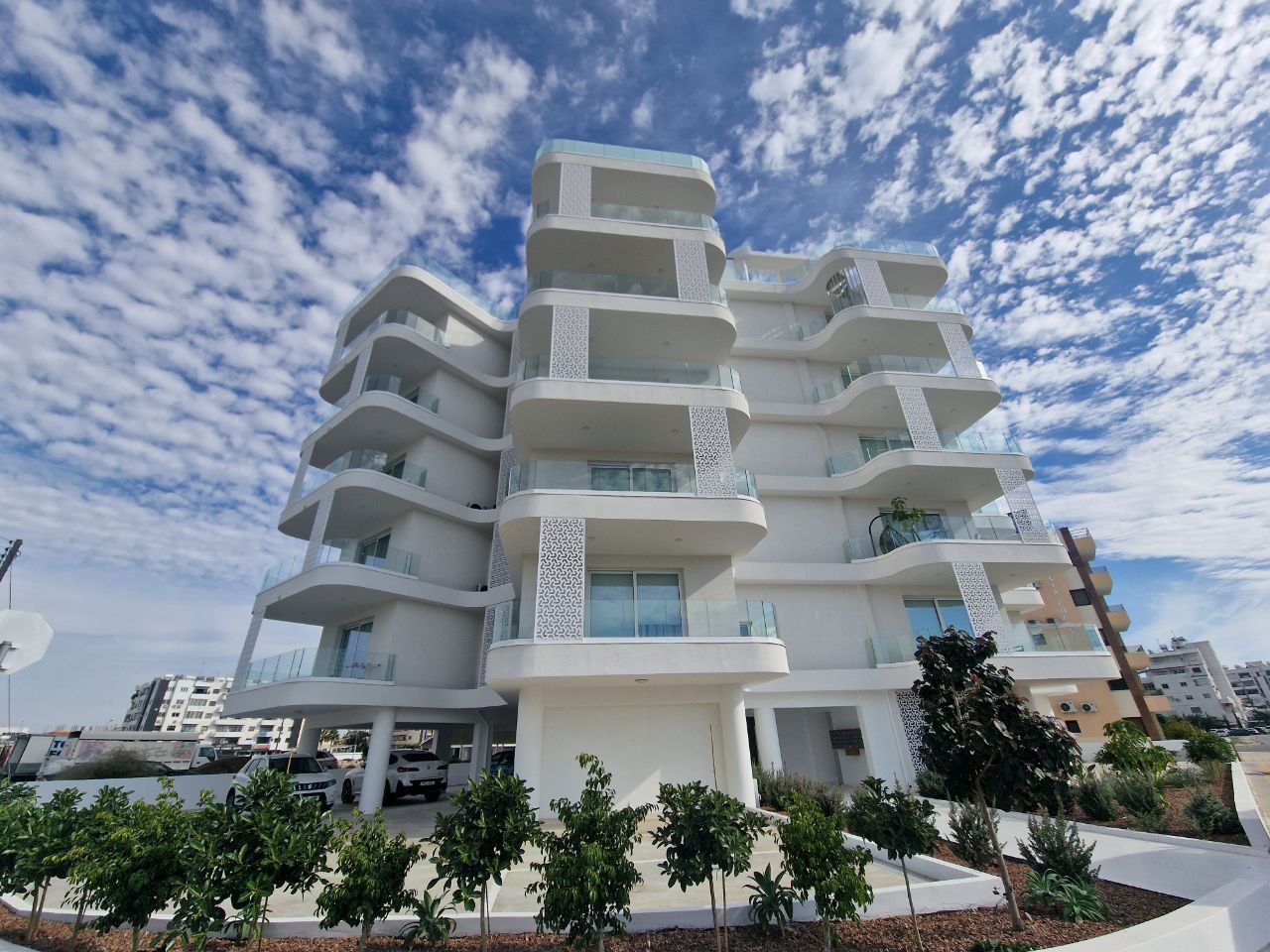  - Image 1