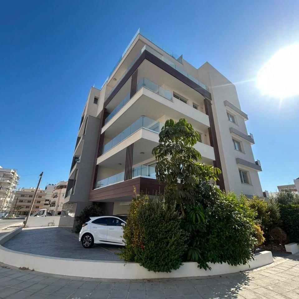  - Image 1
