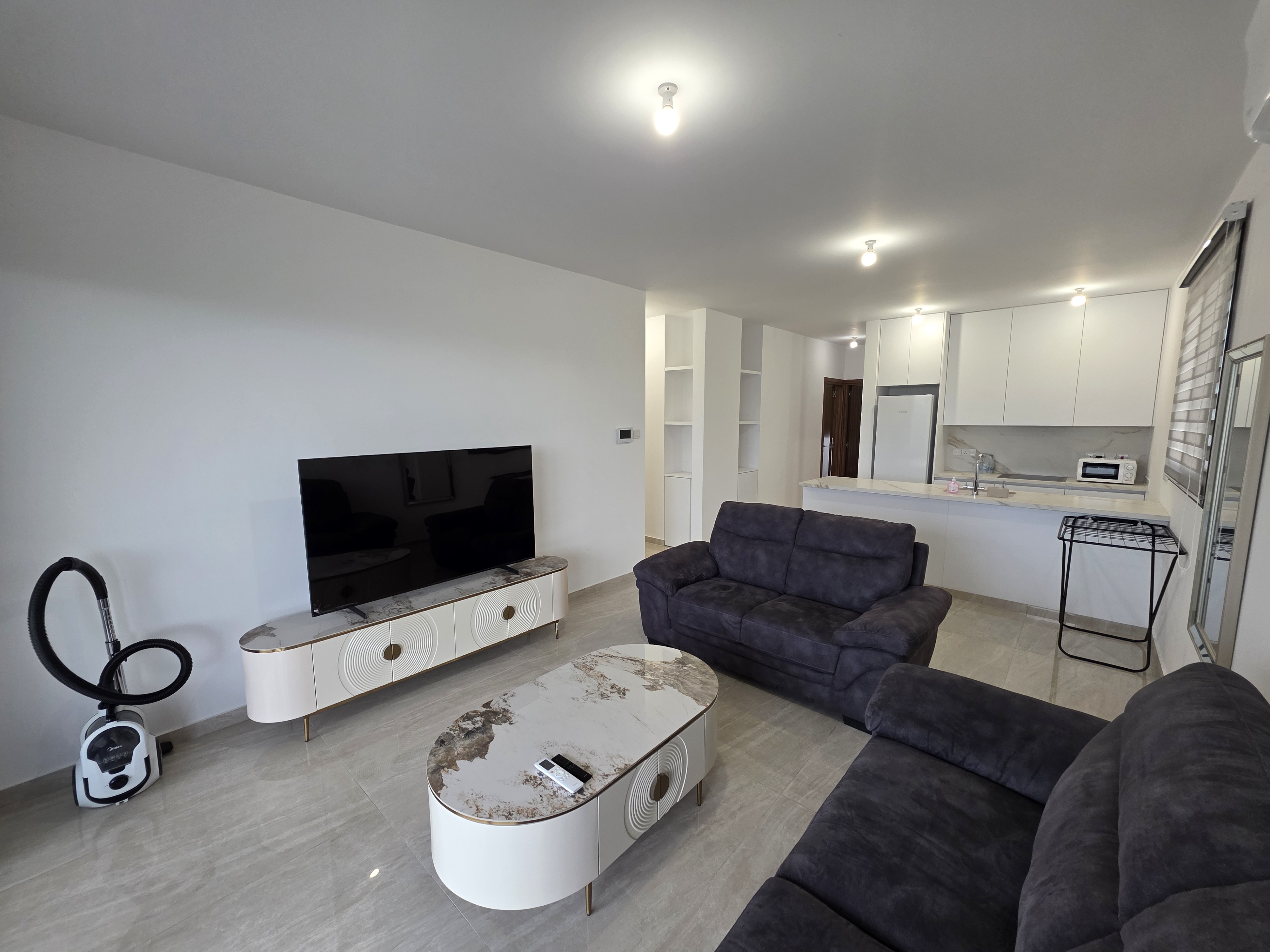  - Image 1