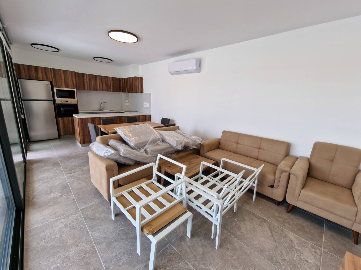 AG Luxury Residence