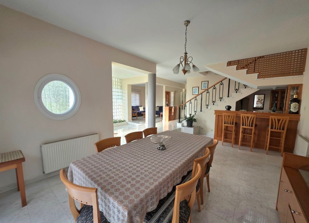 Spacious 4 bedroom house in mesa geitonia, limassol, 240sqm