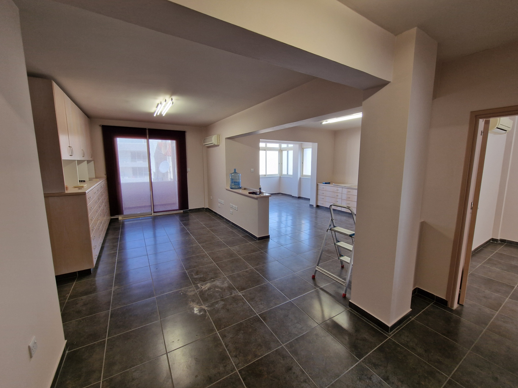  - Image 1