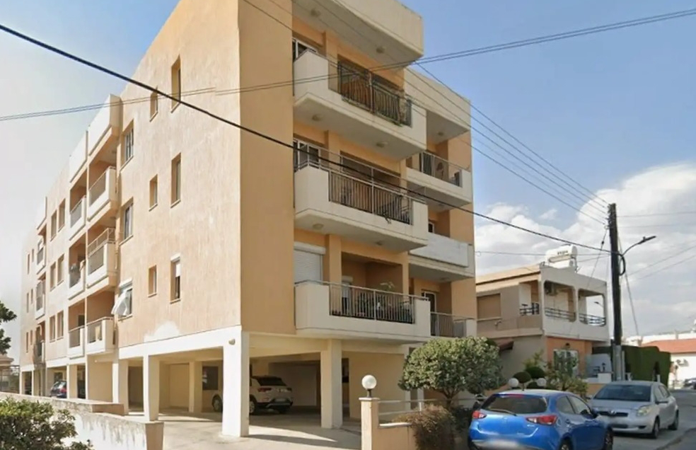  - Image 1