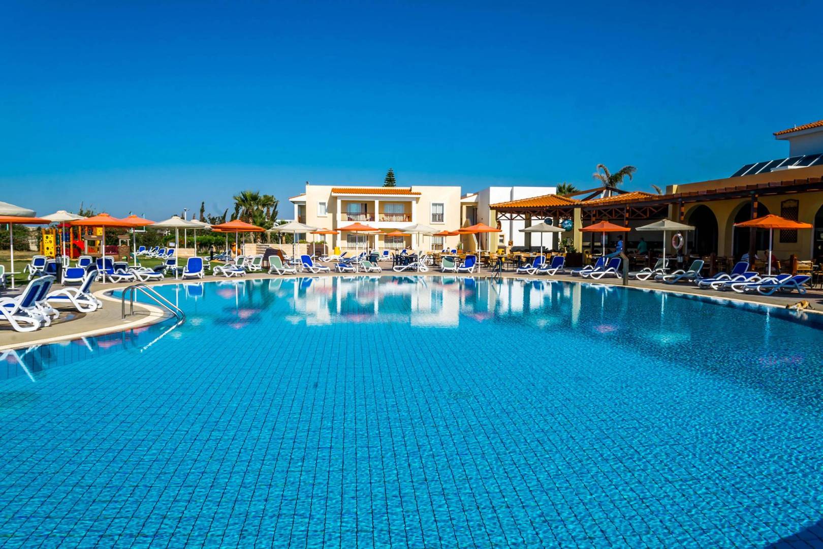 Aktea Beach Village to Become Elite Cyprus Resort
