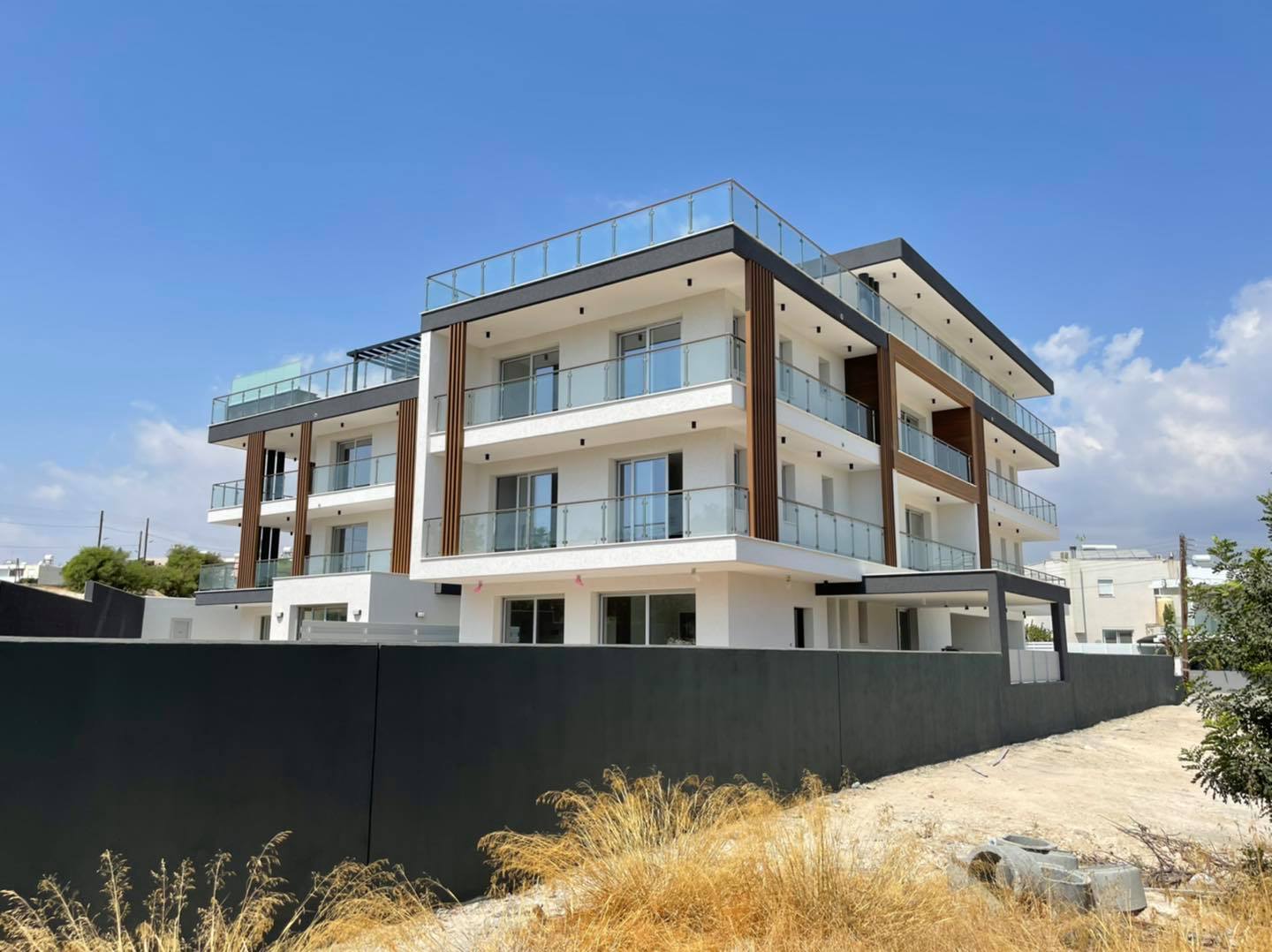 Ianthi Residences