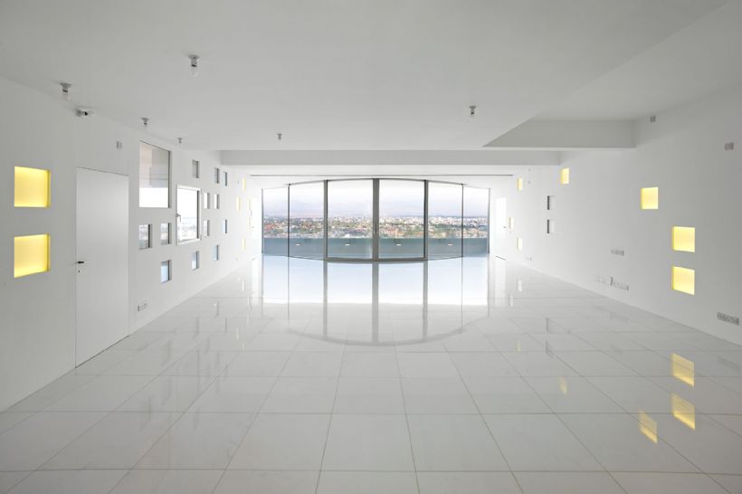  - Image 1