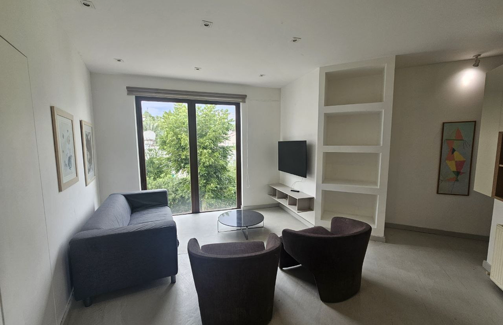  - Image 1