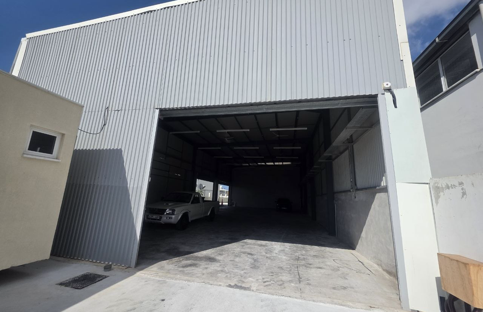  - Image 1