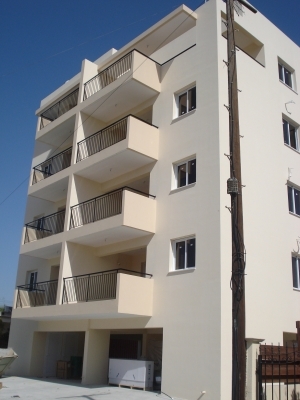 Costas Court