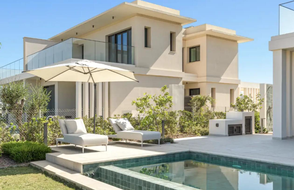 - Image 1