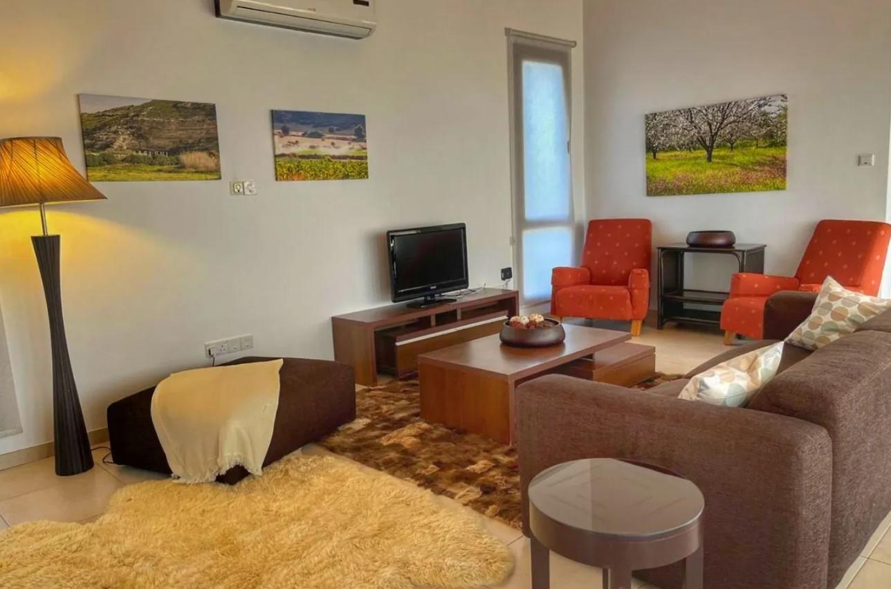 Orange Grove Maroni