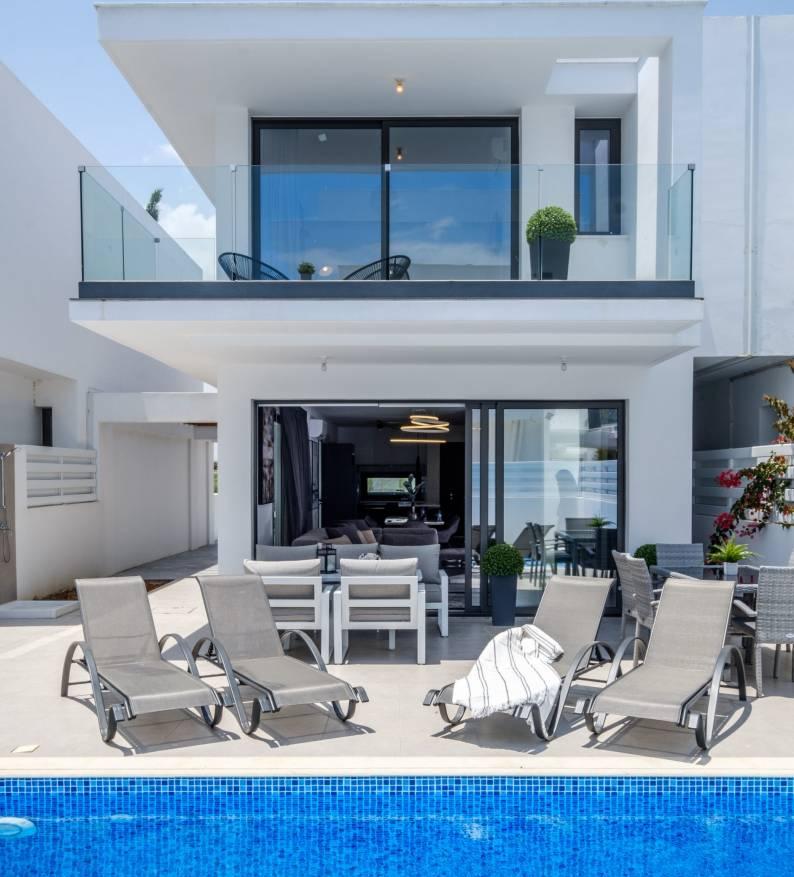 Mesoyios Park Residences