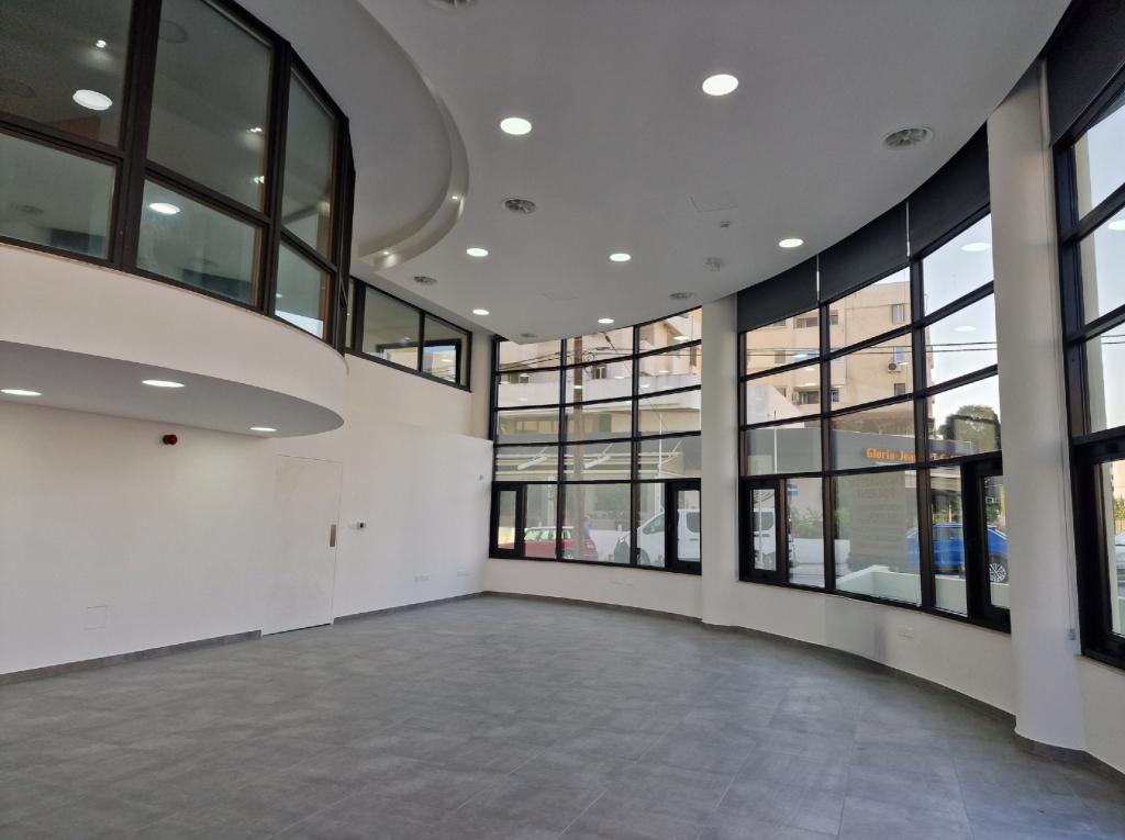  - Image 1