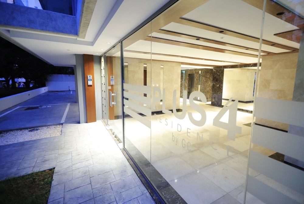 Plus 4 Residence