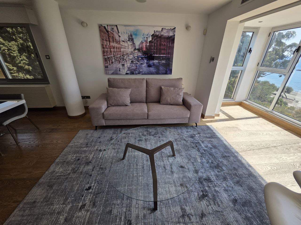 - Image 1