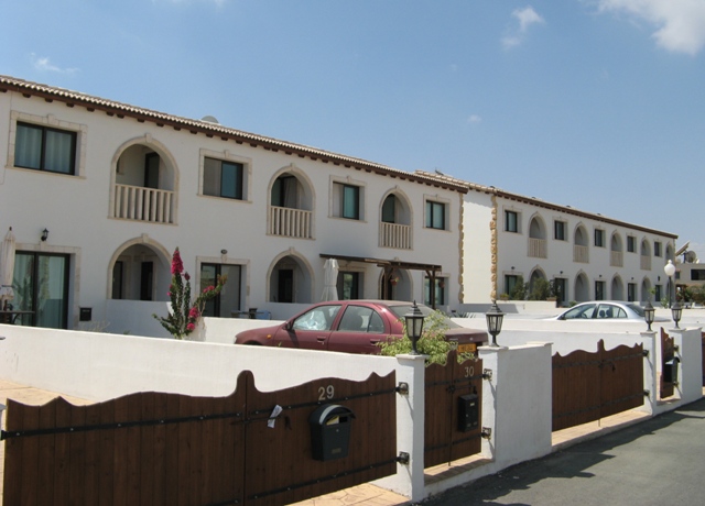 Vrissi Gardens