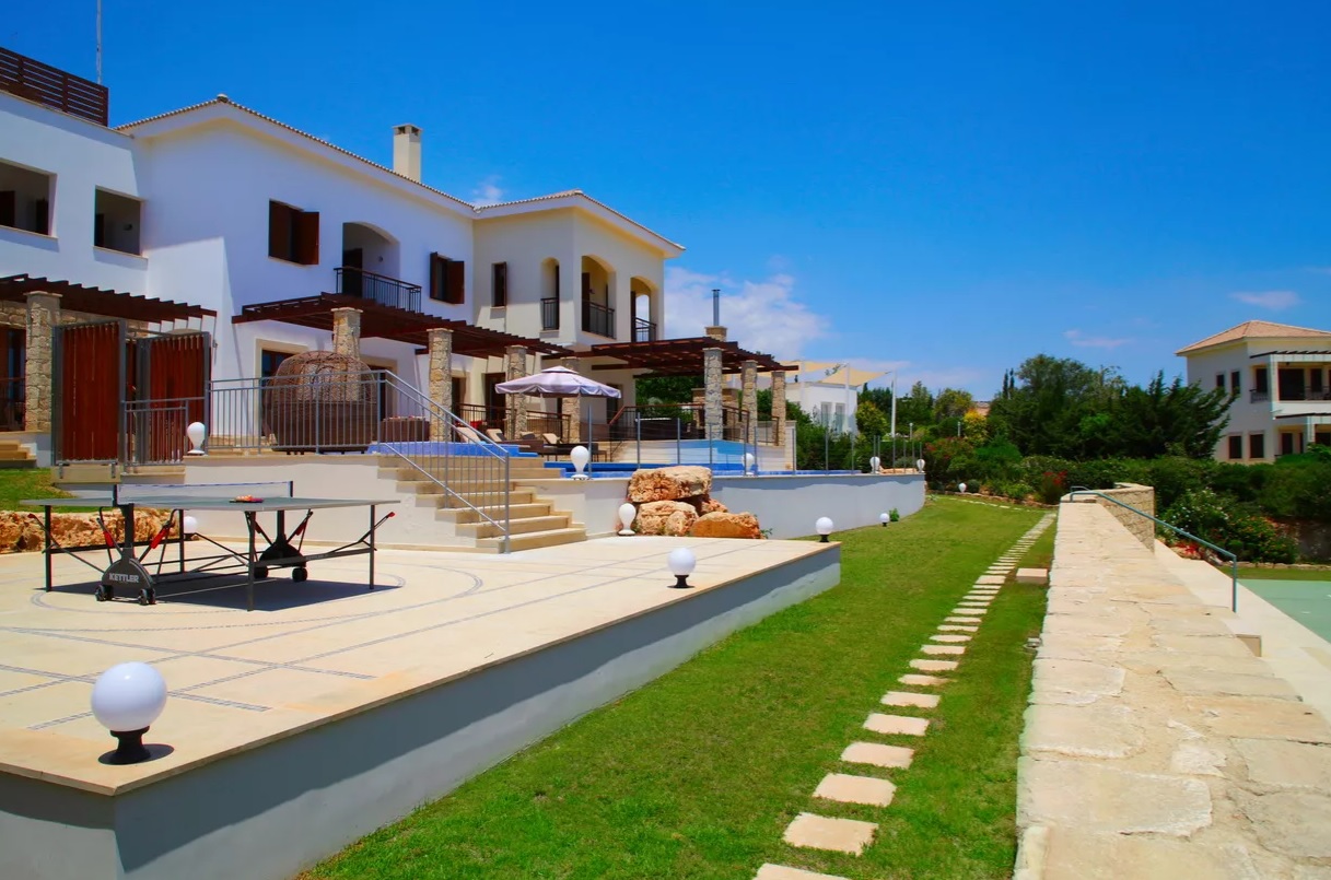 Property image 8
