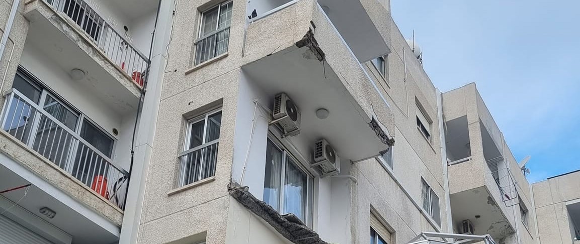 Balcony in a high-rise building collapsed in Limassol