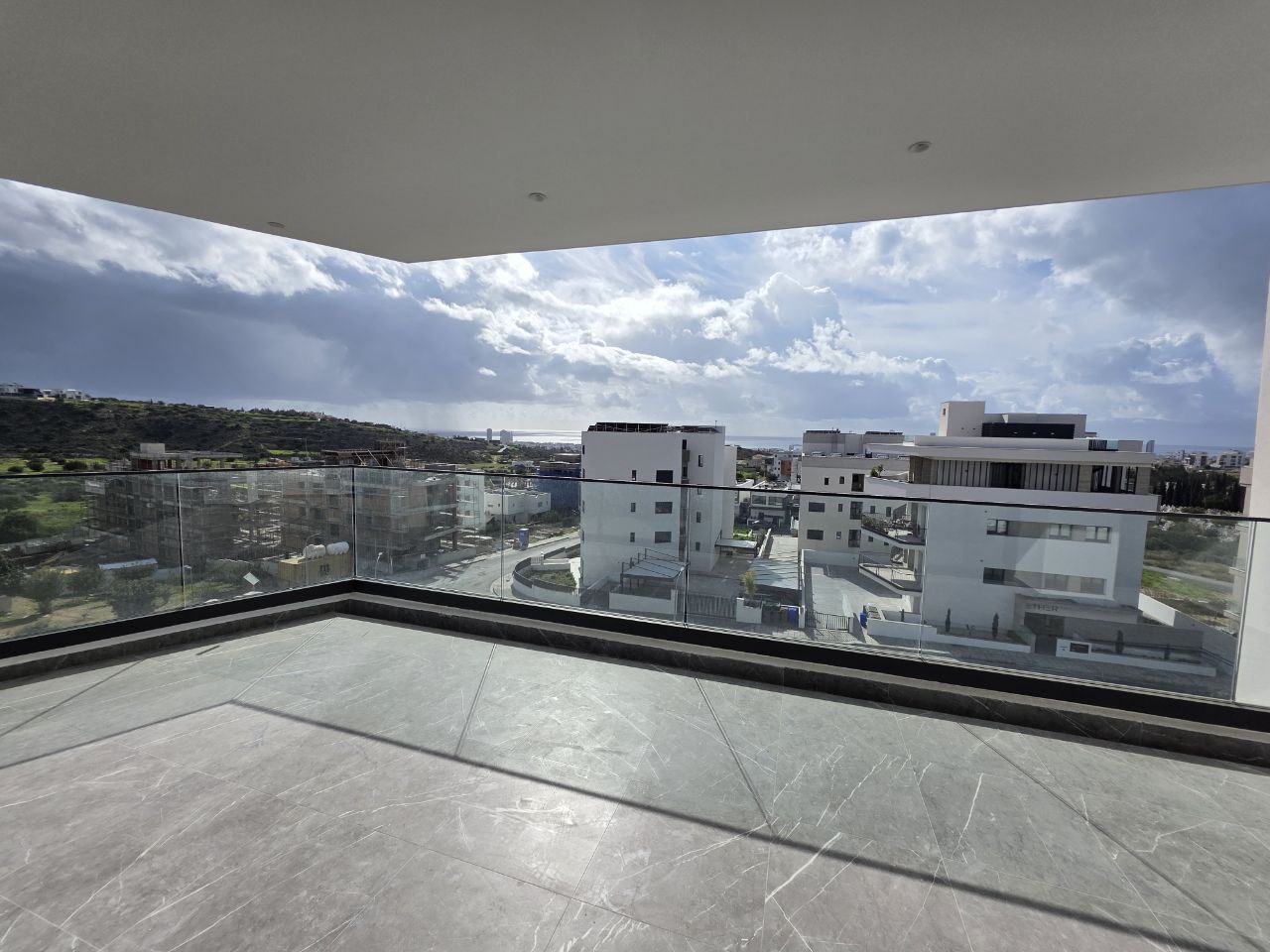 - Image 1