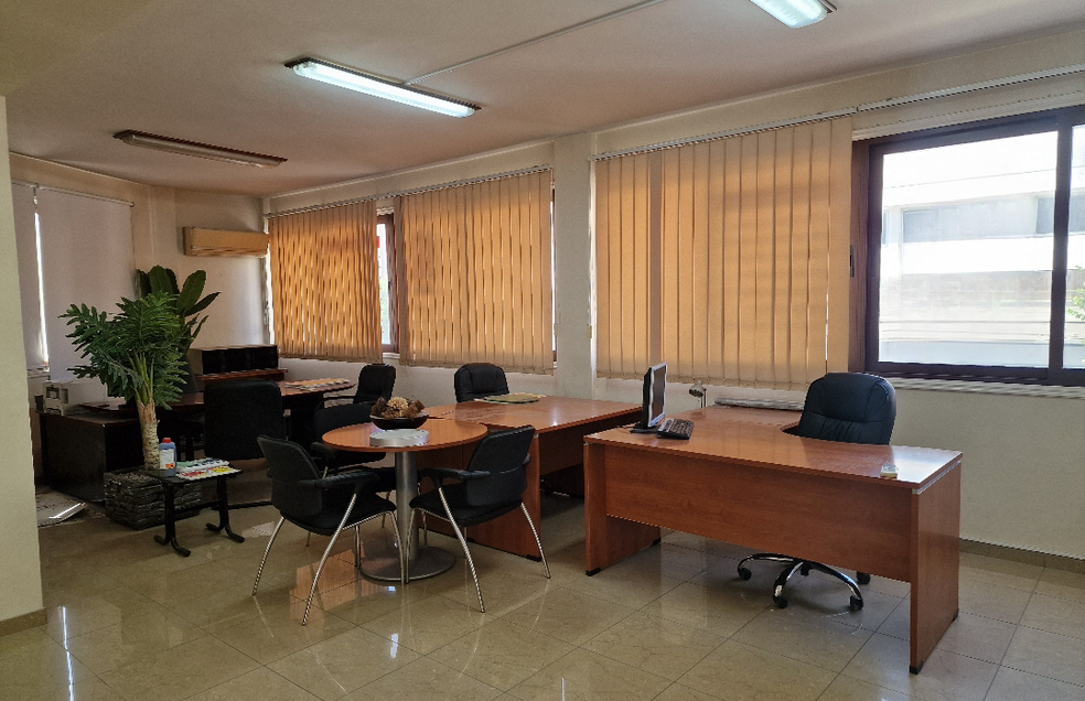 - Image 1