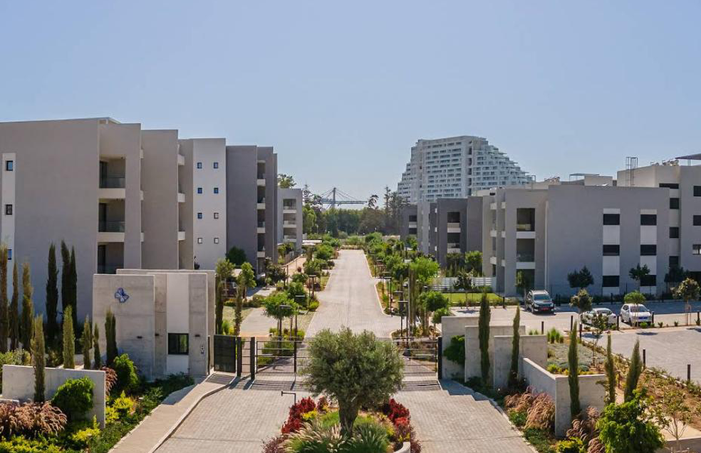  - Image 1