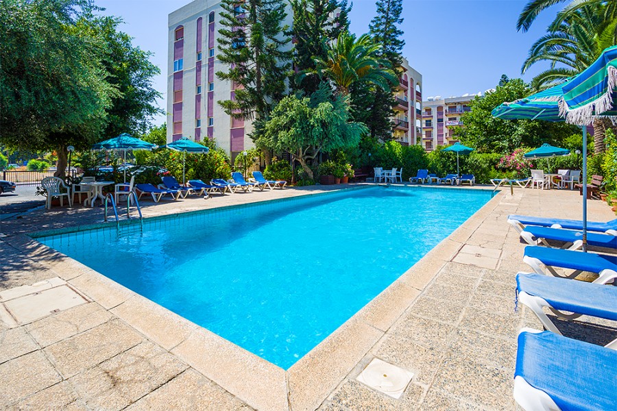 Hawaii Suntan Limassol