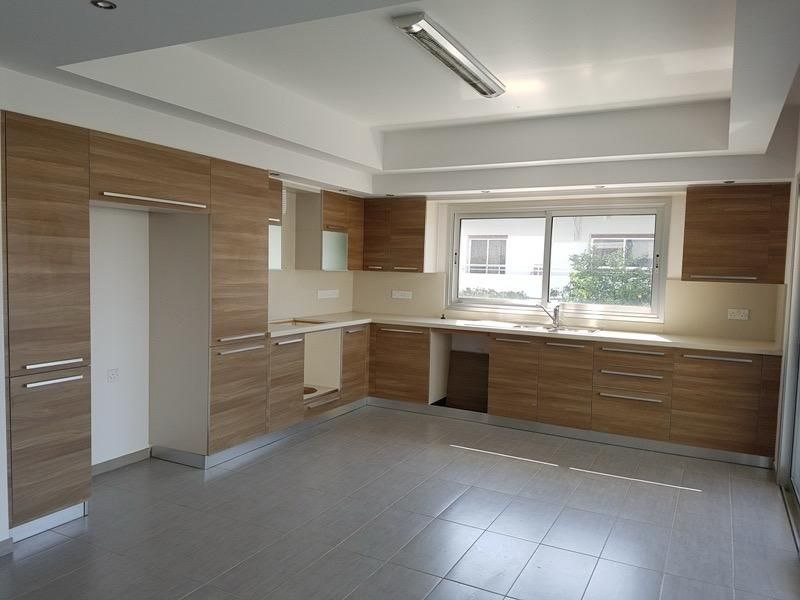 Monika Residence