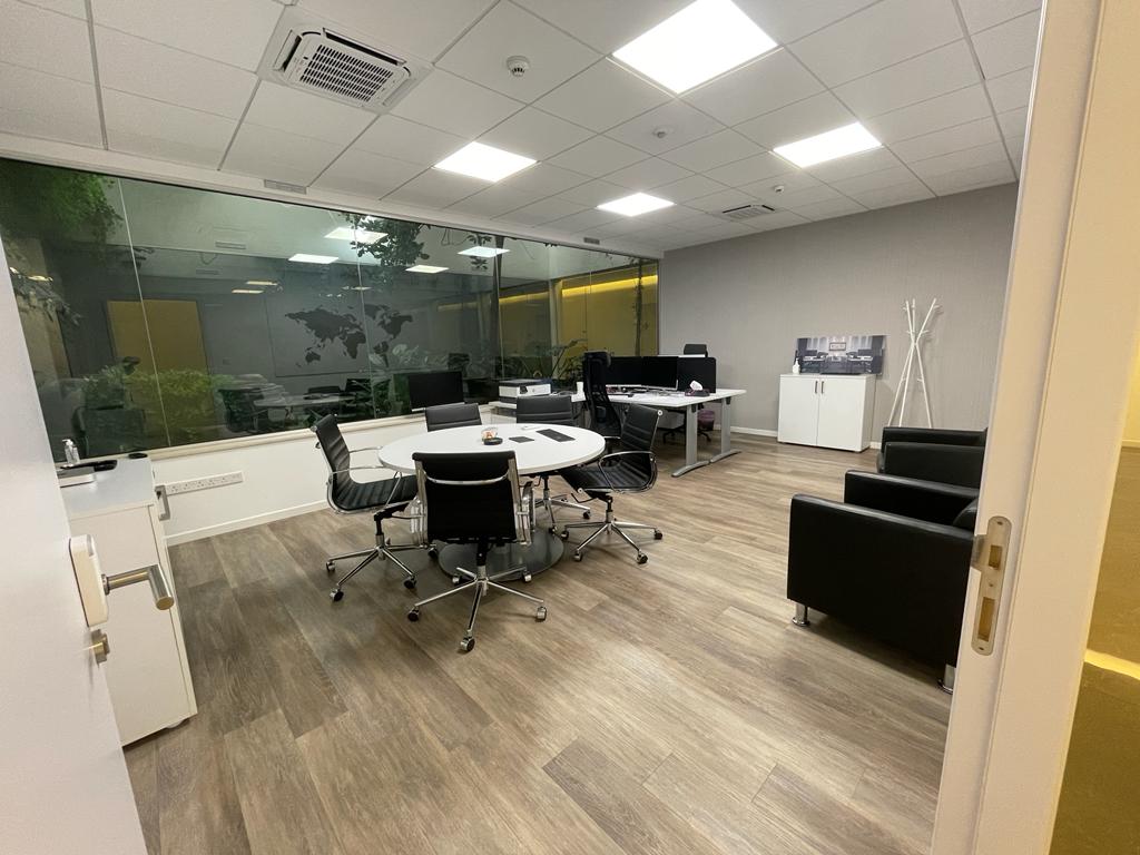 Doms Business Center