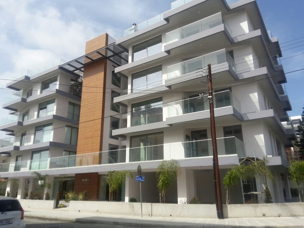 Plus 1 Residence
