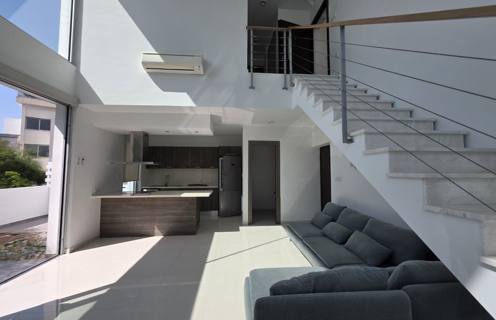  - Image 1