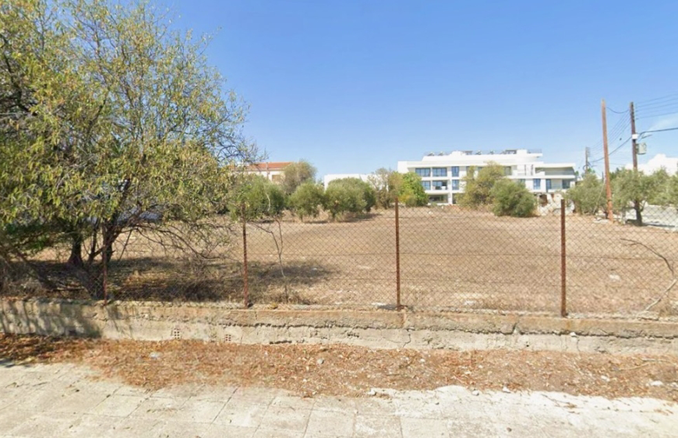 - Image 1