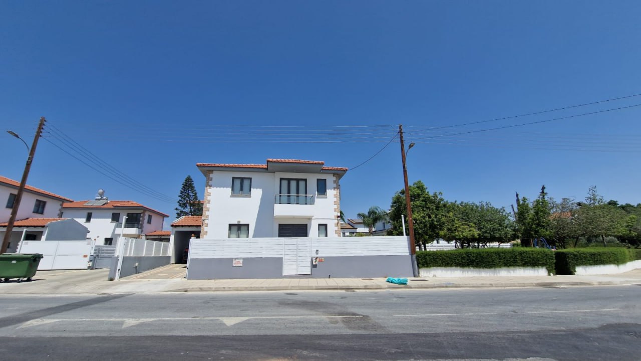 - Image 1