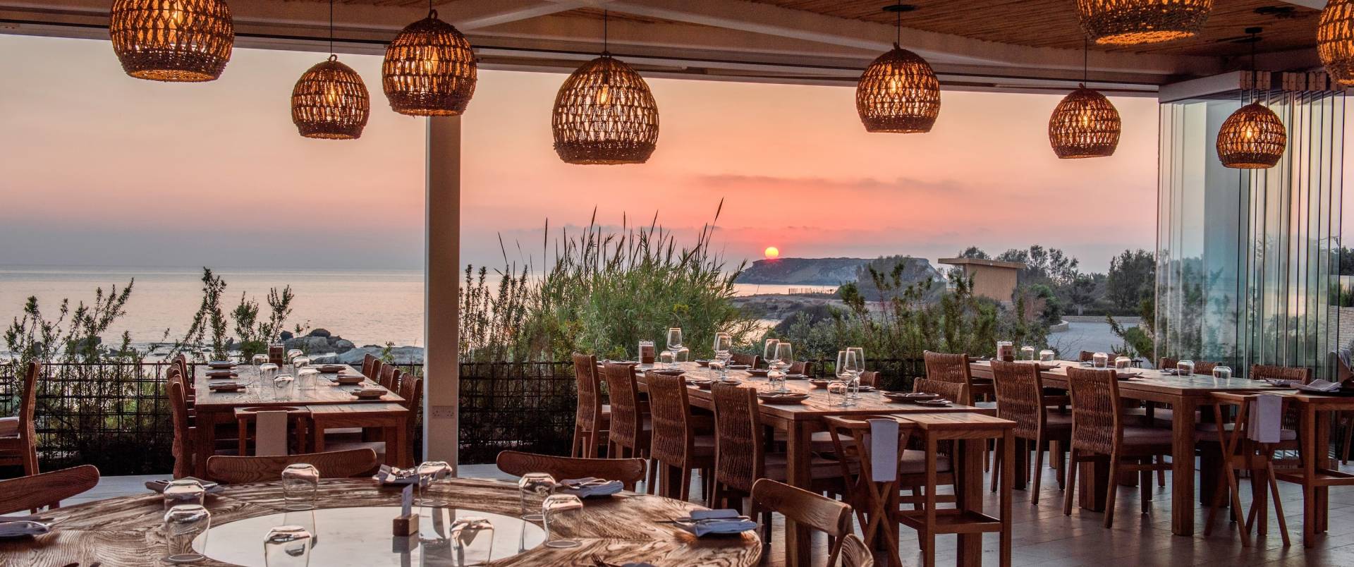 Condé Nast Traveler travel magazine has named the 5 best hotels in Cyprus