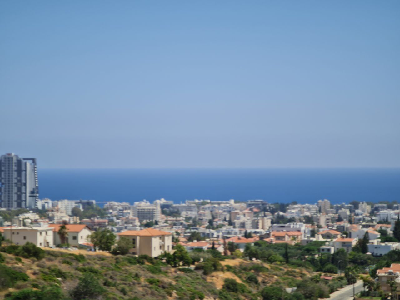 - Image 1