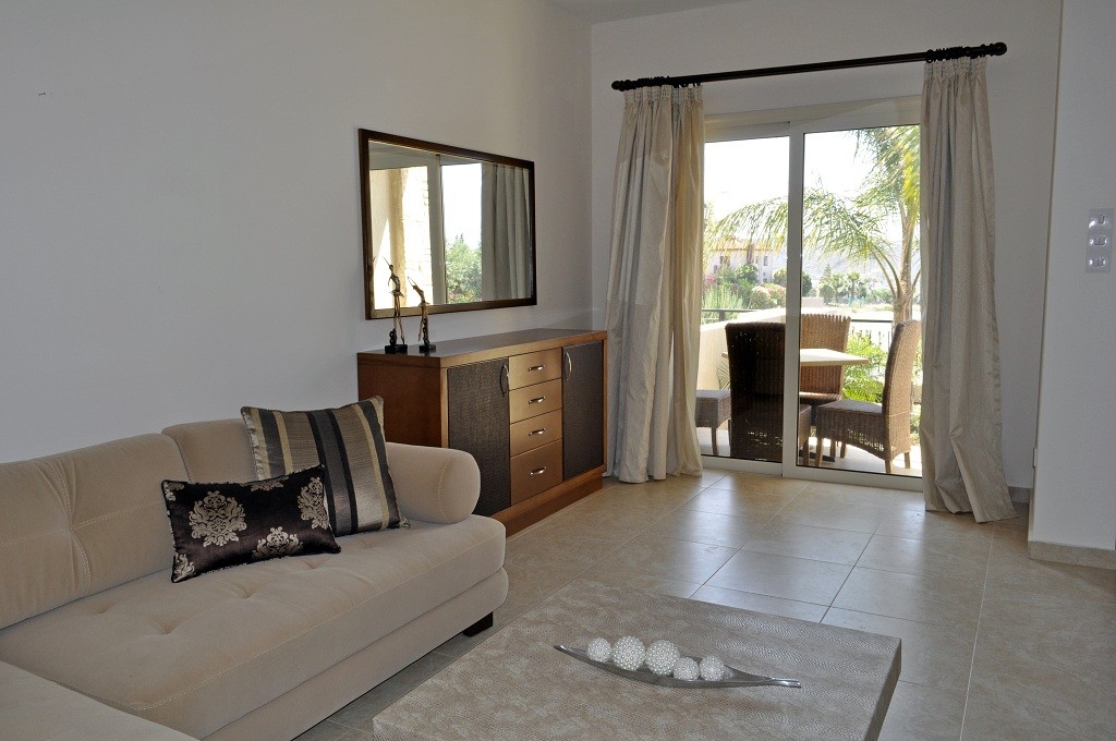 Moni Green Village