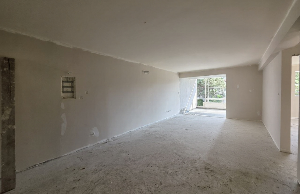 - Image 1