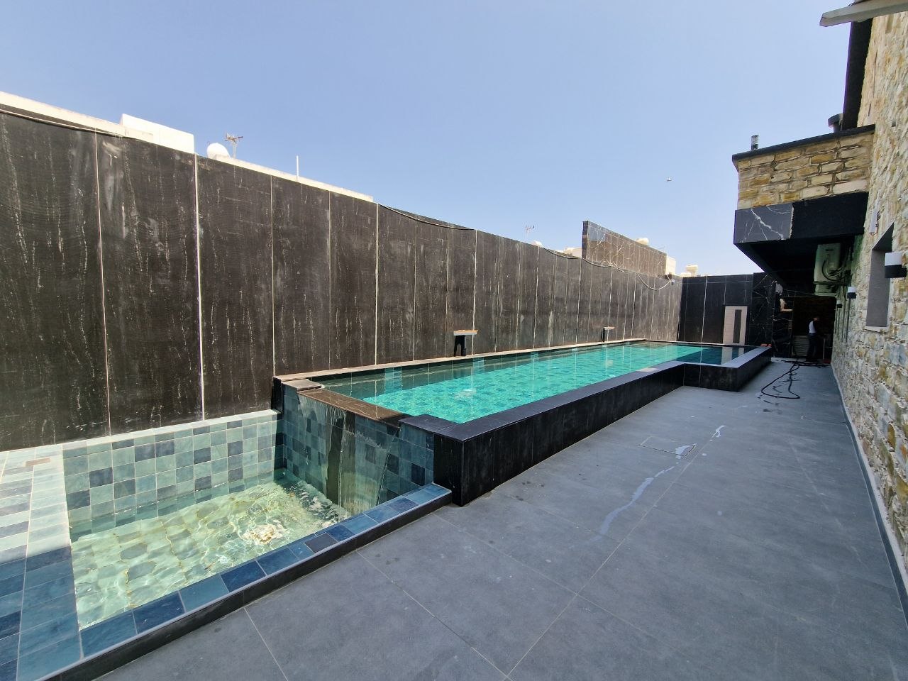  - Image 1