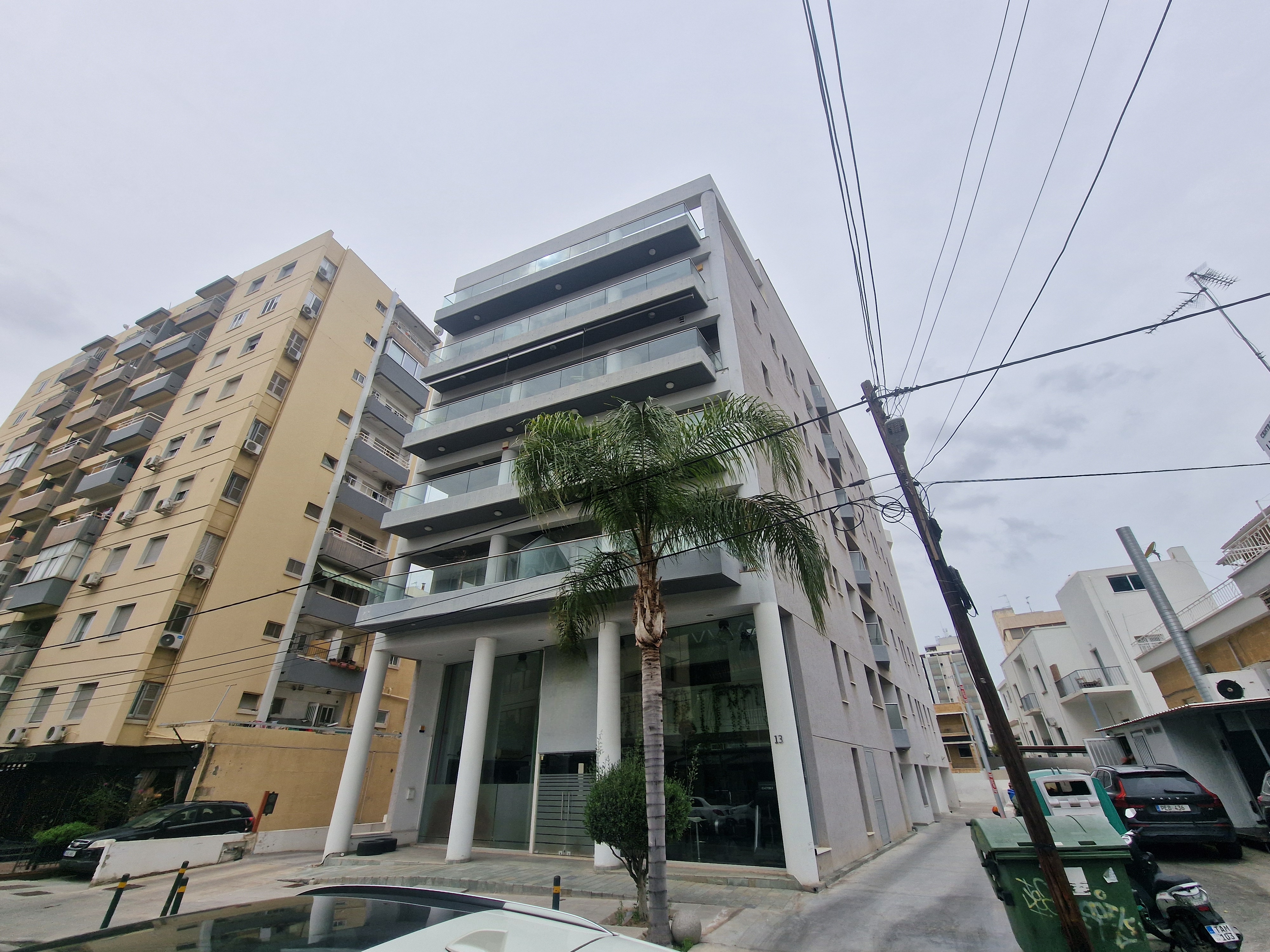 - Image 1