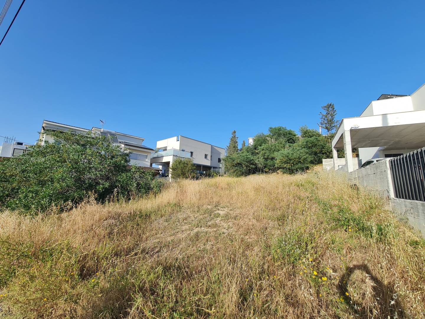  - Image 1