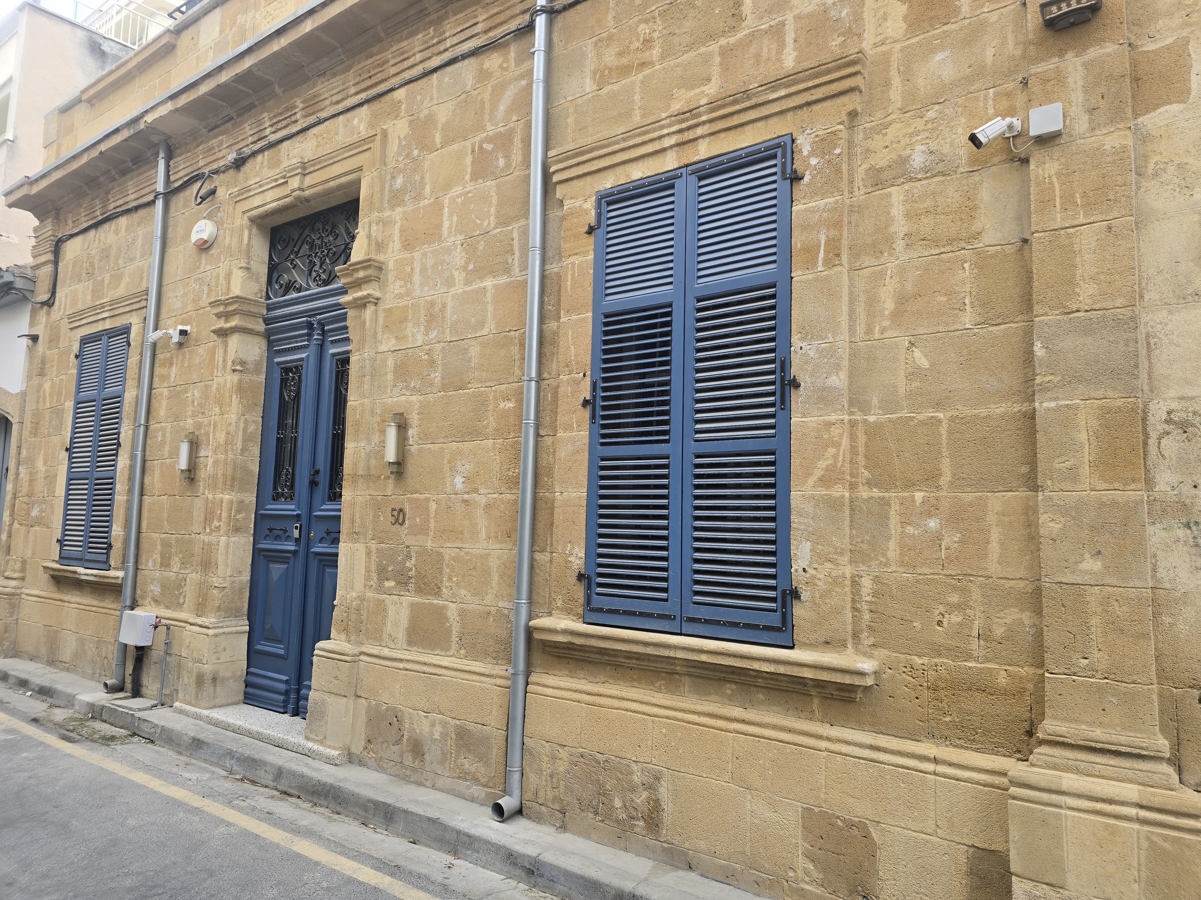  - Image 1