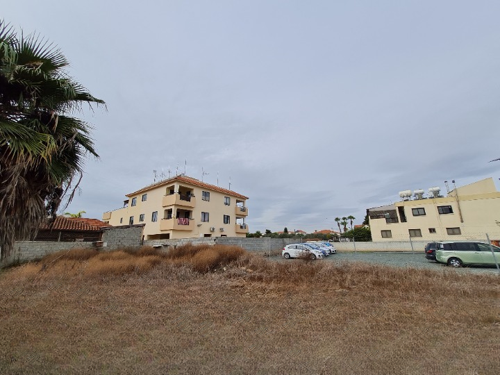  - Image 1