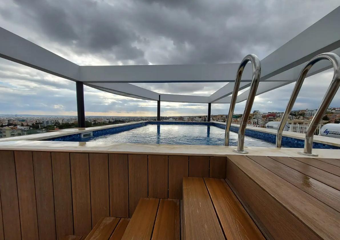  - Image 1