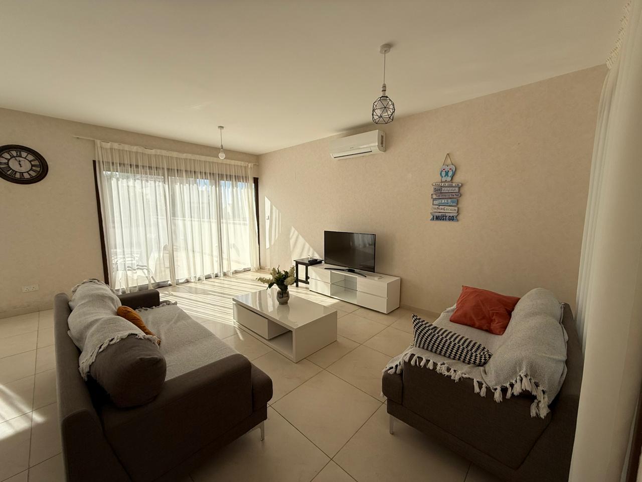 - Image 1