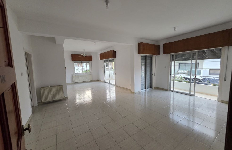  - Image 1