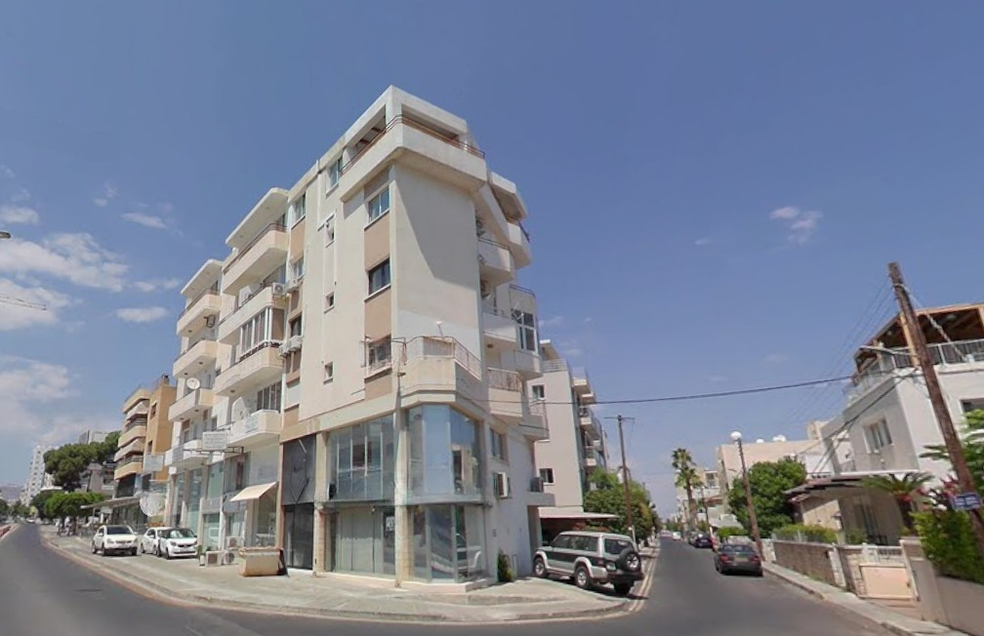 - Image 1