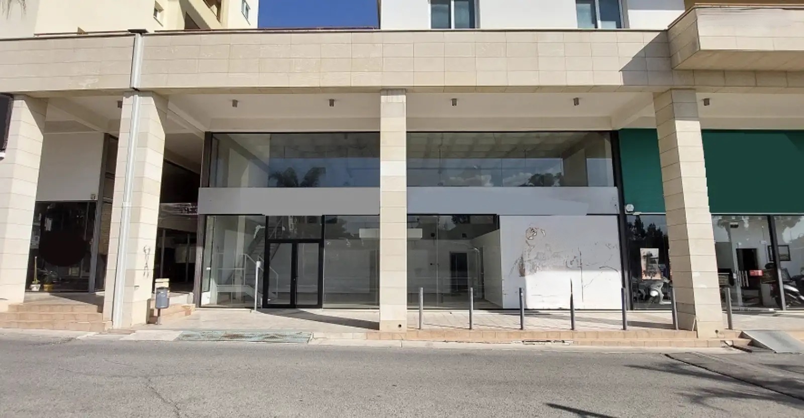  - Image 1