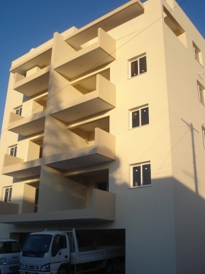 Costas Court